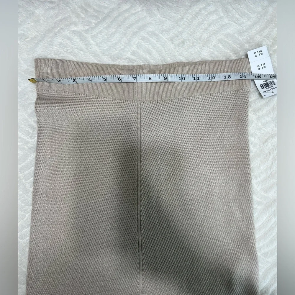 NWT Abercrombie & Fitch Ribbed Knit Mini Skirt Beige Size Small
